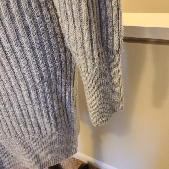 🌟TAHARI Rib-Knit Turtleneck Sweater Dress, Gray Size Small - Picture 4 of 6